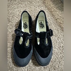 Vans Style 93 Mary Jane Velvet